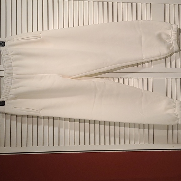 FLEECE JOGGER SWEAT PANTS winter white super soft w pockets NWT - Picture 1 of 6